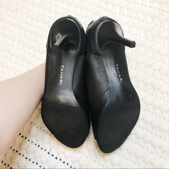 Tahari women ankle bootie black peep toe size 9 - Picture 5 of 10